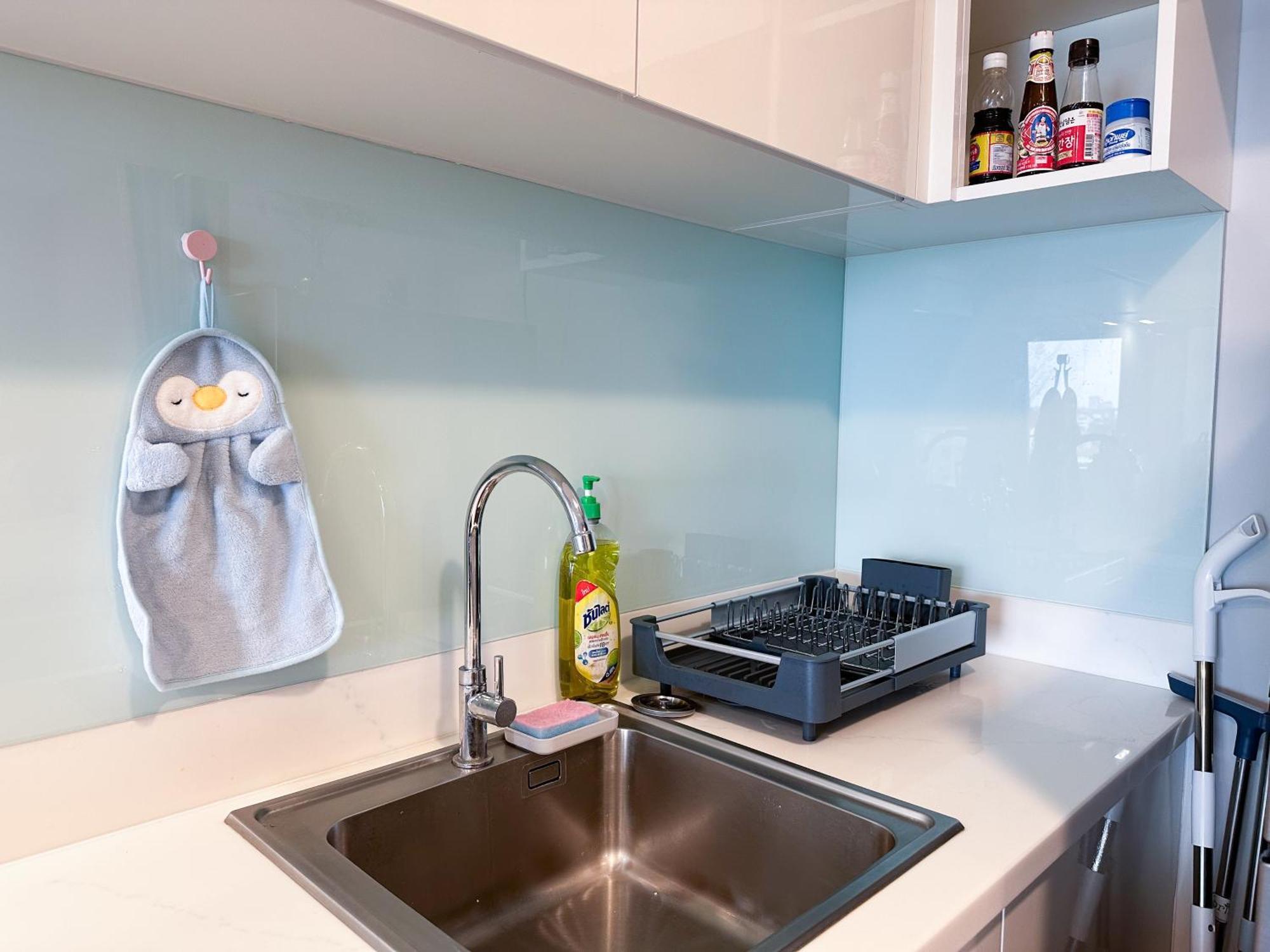 New & Cozy 2 Bedroom @ The Astra Sky River チエンマイ エクステリア 写真